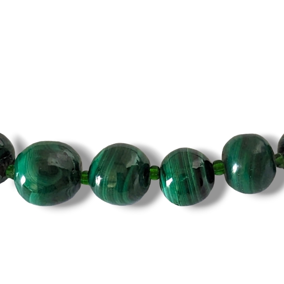 Vintage Estate Graduated Malachite Beaded Necklace 20" - Picture 5 of 8